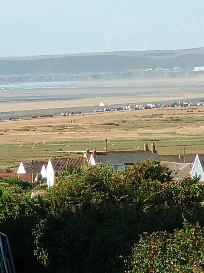 Contemporary One Bed Studio. Sea Views And Parking Westward Ho!  Eksteriør billede