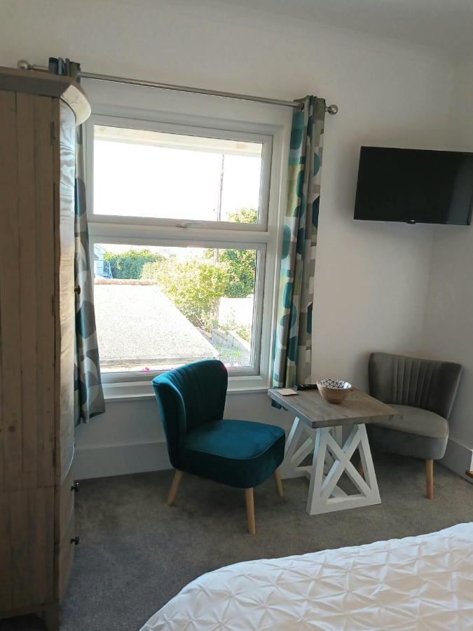 Contemporary One Bed Studio. Sea Views And Parking Westward Ho!  Eksteriør billede