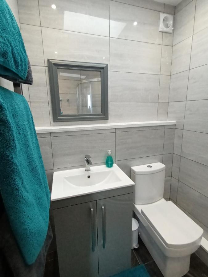 Contemporary One Bed Studio. Sea Views And Parking Westward Ho!  Eksteriør billede